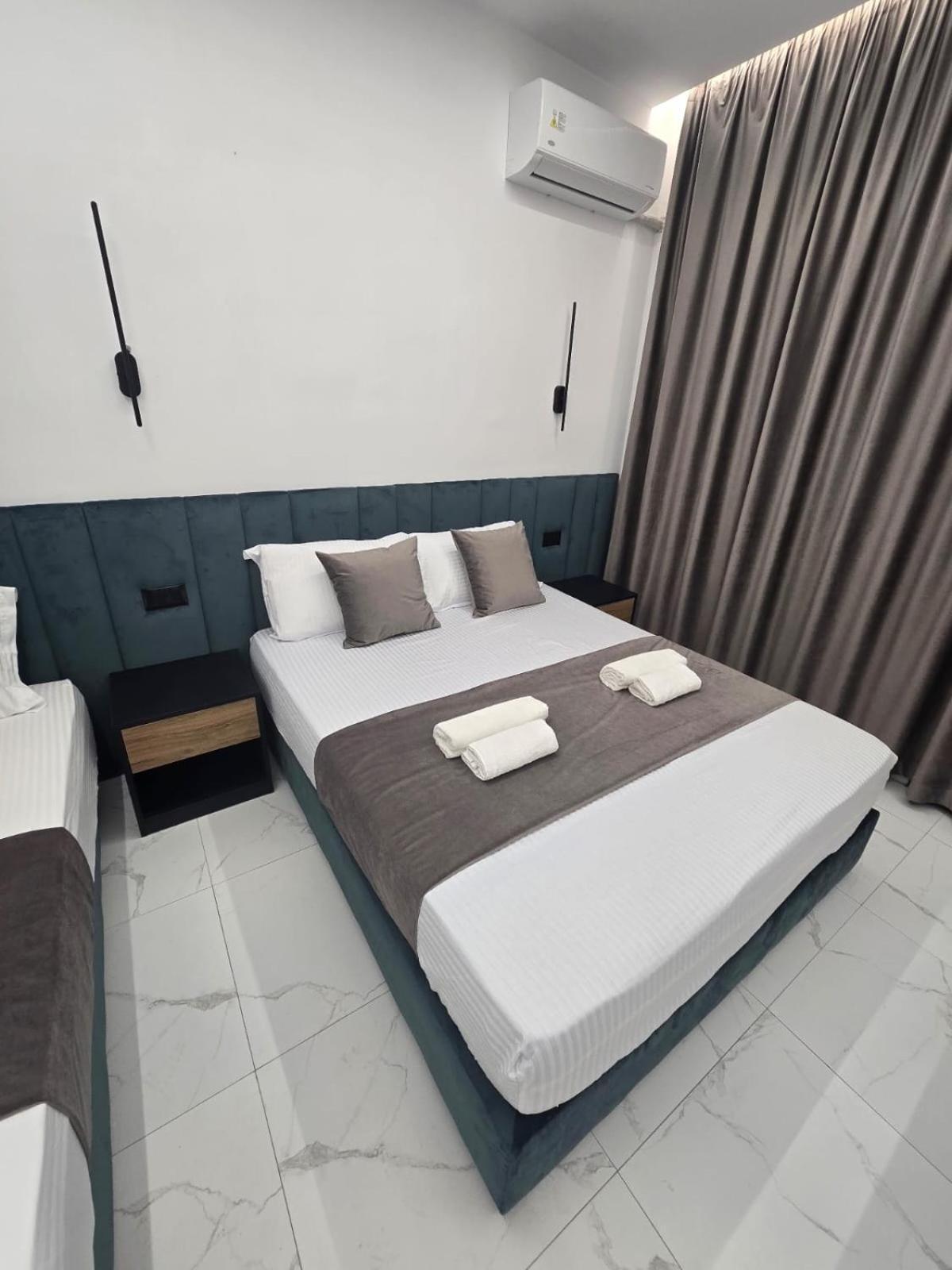 Elite Inn วญอเรอ ภายนอก รูปภาพ