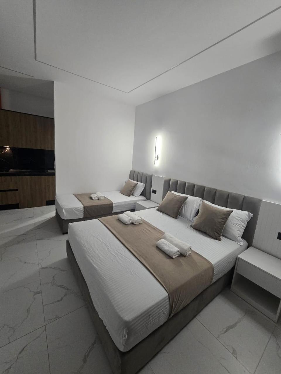 Elite Inn วญอเรอ ภายนอก รูปภาพ