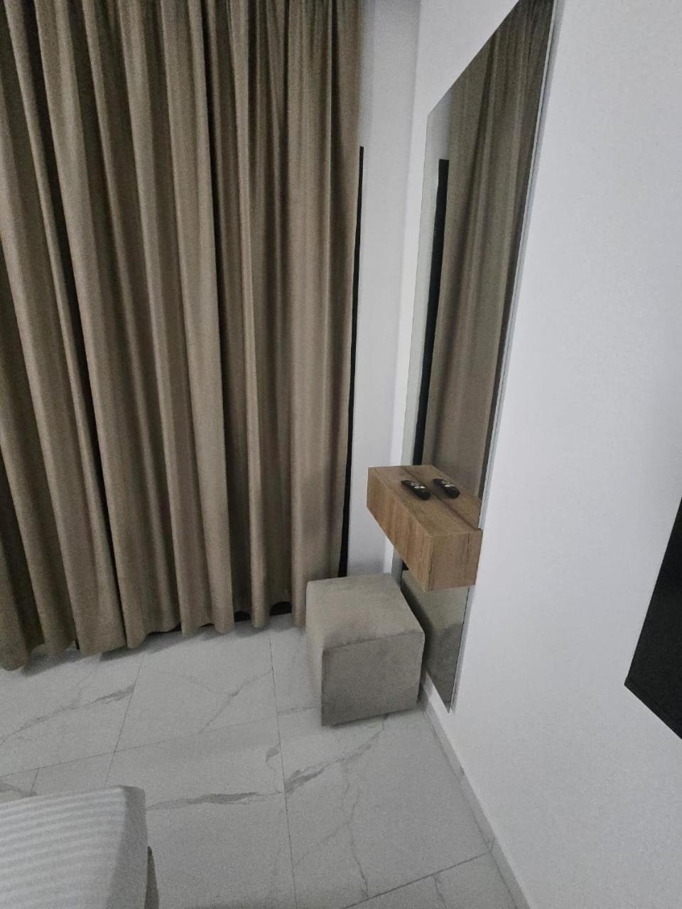 Elite Inn วญอเรอ ภายนอก รูปภาพ